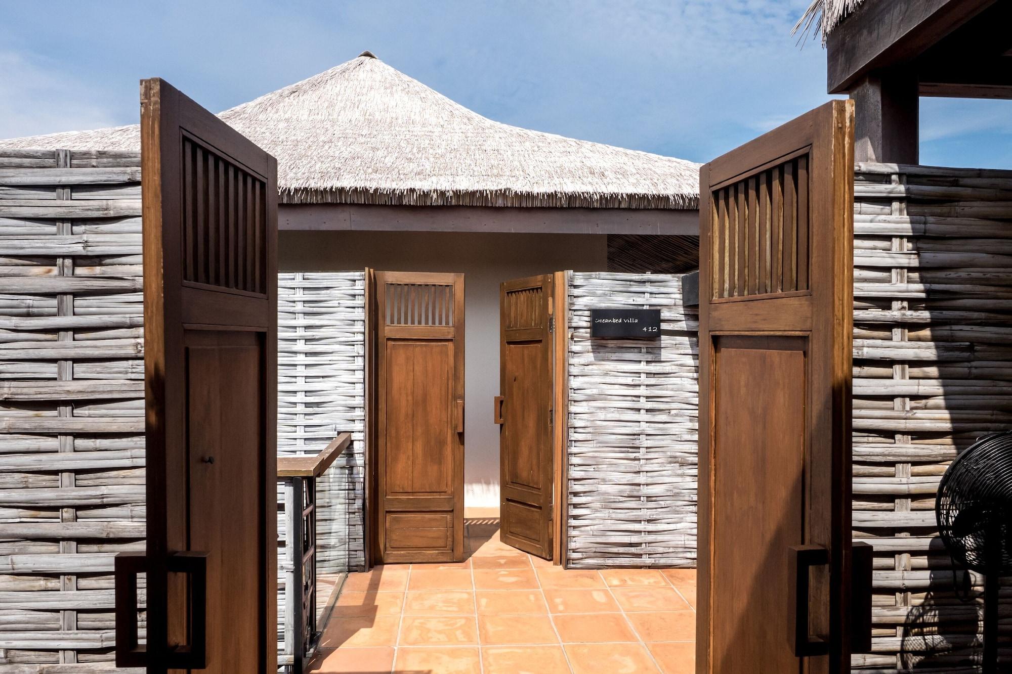 Hotel Putahracsa HHQ Exterior foto