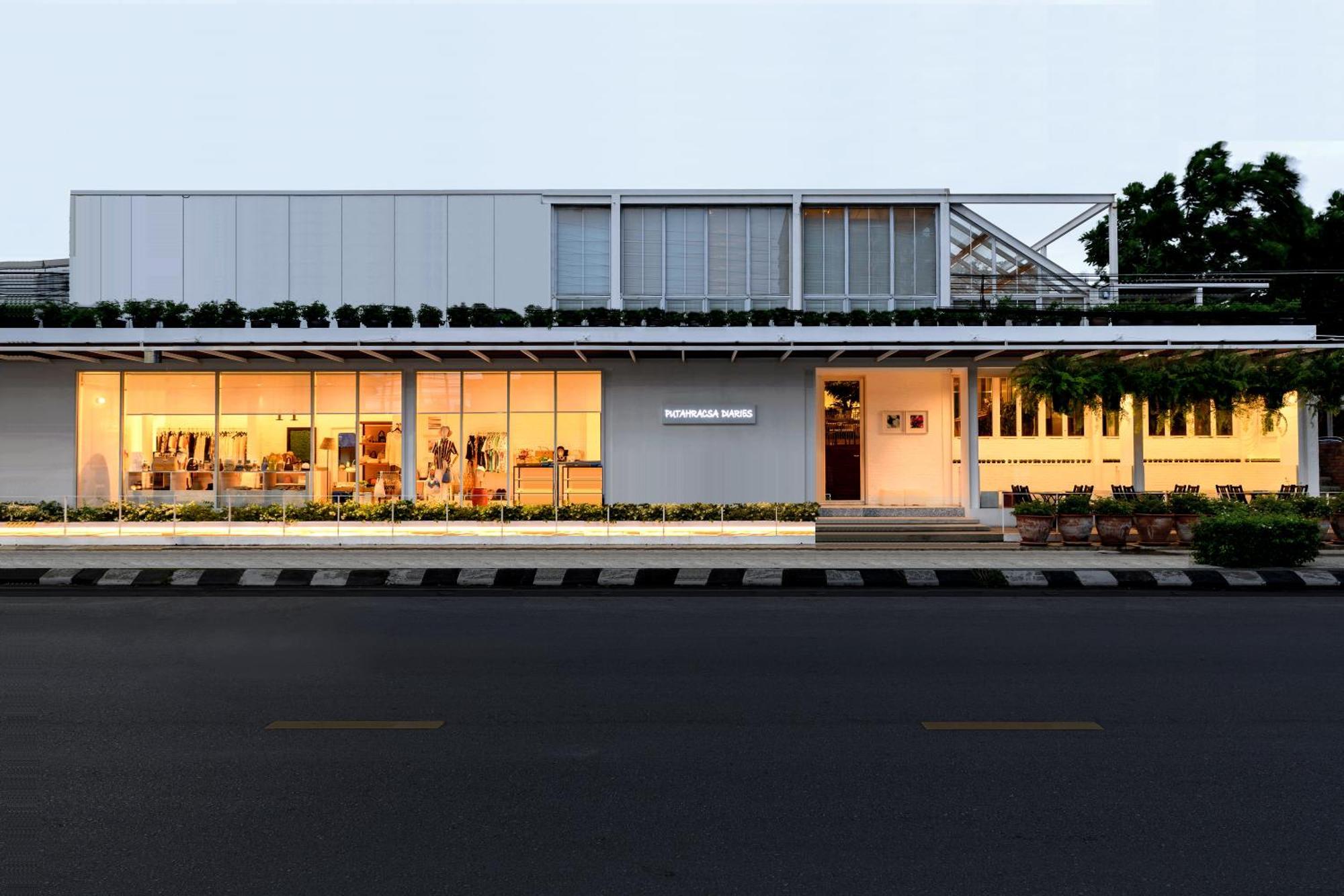 Hotel Putahracsa HHQ Exterior foto
